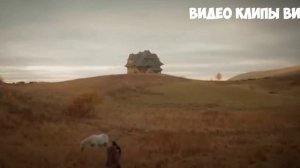 Это сказочная песня ВИА "Акварели" - настоящий прото-КиШ образца 1979 года