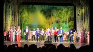 Песни народов России, стран СНГ в исполнении шоу-группы "Россияне".