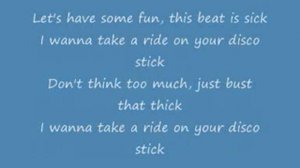 Lady GaGa - Love Games ( Lyrics )