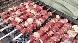 Шашлык из баранины на травах//баранина маринованная на травах/мясо с тимьяном