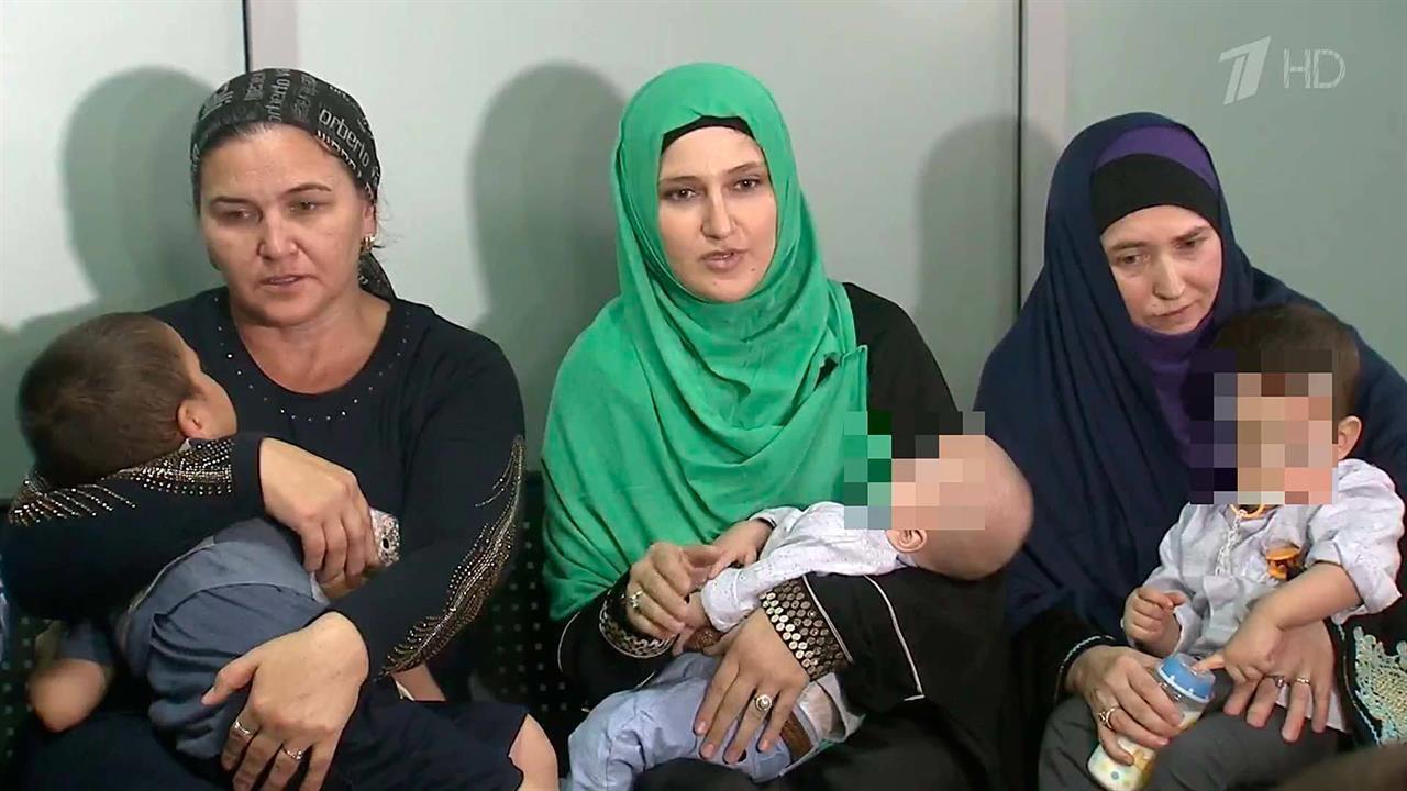 В Россию вернулись женщины и дети, которых удалось спасти от террористов на Ближнем Востоке