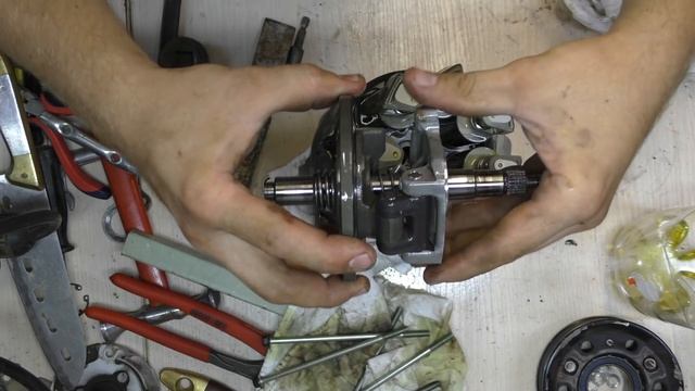 Внутреннее устройство компрессора автомобильного кондиционера