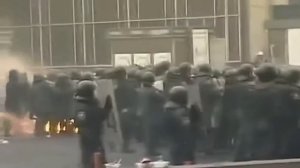 Беркуту и ВВ посвящается(Ни шагу назад)
