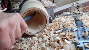 Russian Wood Turning: Honey Pot / Бочонок для меда на токарном станке