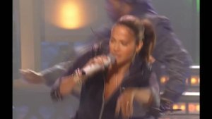Jennifer Lopez - Jenny from the Block (Top Of The Pops, 2002)