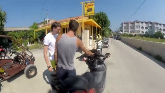 Берем скутер, бухта Навайо (Zakynthos) | VLOG 4 смотреть онлайн