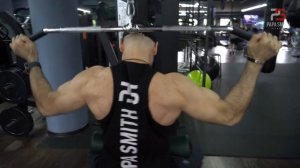 Лучшие упражнения на спину с Папой Смитом