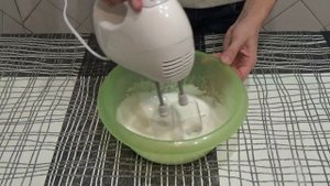 Рецепт БЕЗЕ пирожное. Оригинальный десерт Радужные меренги. Как приготовить в домашних условиях