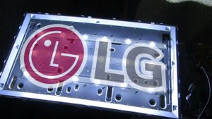 Ремонт телевизора (замена LED-подсветки) LG-32LV580-ZA своими руками(НЕ ИНСТРУКЦИЯ!) Life снова Good