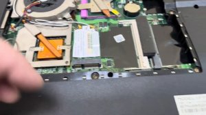 ASUS F7S. UpGrade. Разбор и замена термопасты