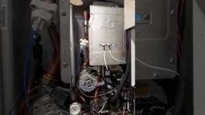 Котёл Master gaz -гудит-чистка -настроика