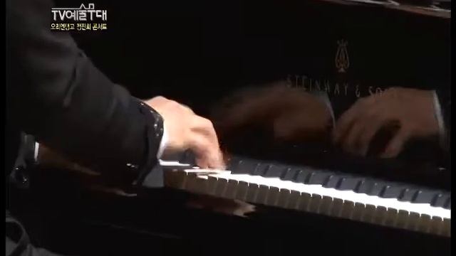 World-famous tango music that almost everyone knows! ? Libertango & Piazzolla & Piano & Cello смотреть онлайн