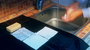 Как отбелить белые вещи?