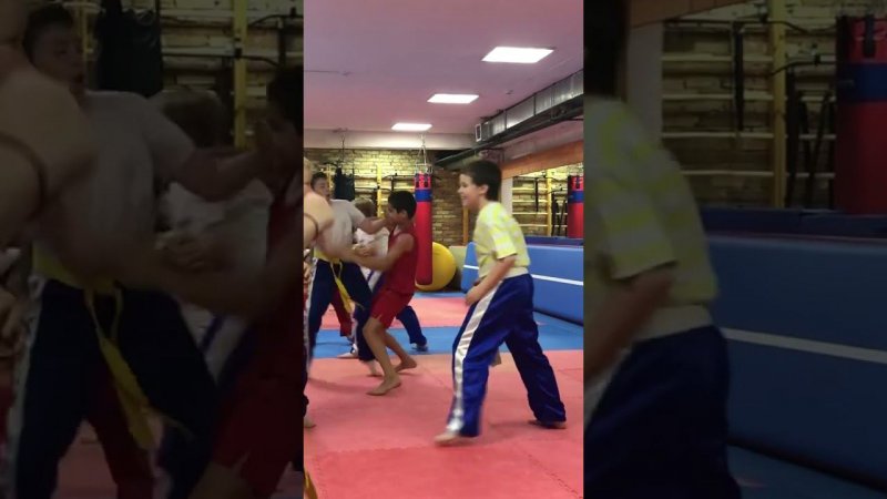 Кикбоксинг тренировки, пятнашки руками #mma #fighter #karate #taekwondo #бокс #sports #мма #boxing