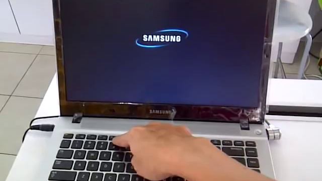 How to format (recover) your samsung windows 8 laptop (pc) смотреть онлайн