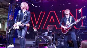 IVAN - Не смотри вниз