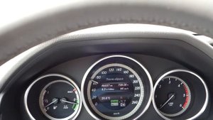 Мерседес Е300 гибрид.