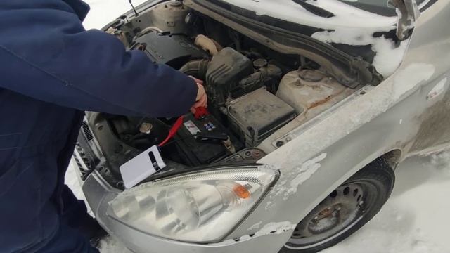 Запуск двигателя с помощью пуско зарядного устройства смотреть онлайн