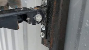 Простой затвор на калитку своими руками