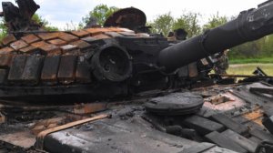 «Прямой наводкой»: российские морпехи громят технику ВСУ в Курской области