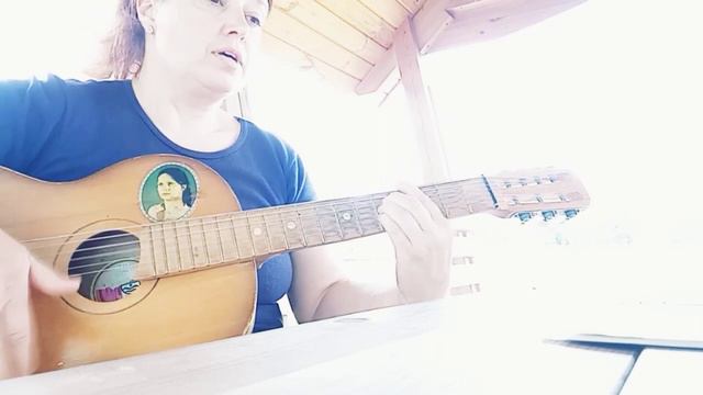 как можно спеть под "расстроенную" гитару:))): смотреть онлайн