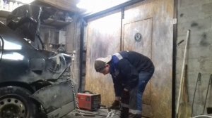 Кузовной ремонт, вытяжка авто на скорую руку.