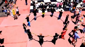 Национальный танец Каталонии - Сардана. Барселона