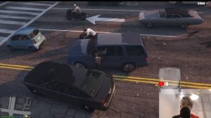 Устроился на работу агентом ФСБ в ГТА 5. Работаю в здании ФБР.