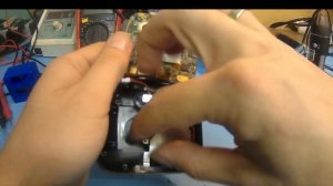 How to change battery Mio MiVue 388