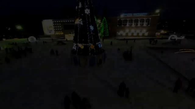 Огни новогодней ёлки в городе Чайковский смотреть онлайн