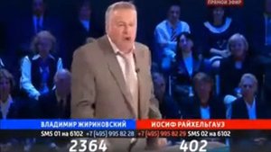 Жириновский за СССР разбивает стакан