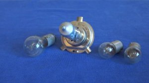 ? ПАРАДОКС АВТОМОБИЛЬНЫХ ЛАМПОЧЕК ✔️ Почему 13 вольт в Жигулях ?