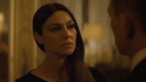 Spectre (2015 film) - Monica Bellucci & Daniel Craig scene