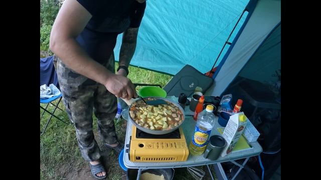 Рыбалка с ночевкой на реке Луга / Пробую новую прикормку / Донки Крокодил /