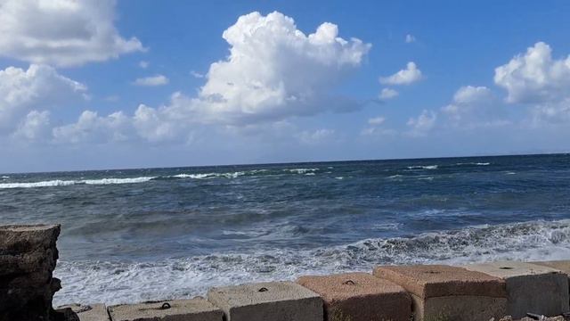 чем могут ответить " левые " на победу " правых " Италии . рассуждение на фоне моря смотреть онлайн