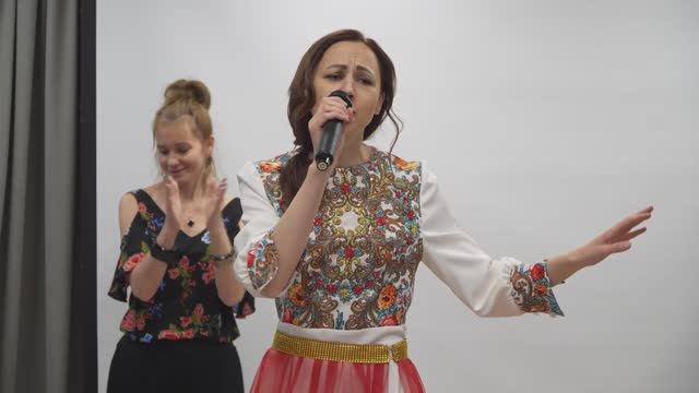 "Вишня".Поет ЕКАТЕРИНА СПИРИДОНОВА.Для Общеросс-го фестиваля реабилитационных программ "Заря Руси"