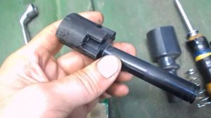 калина = кнопка вкл задней передачи