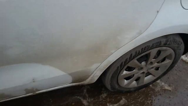 AUTOMOBILIU DALYS - KIA RIO, 2011.09 -- 1.1 CRDI 55KW DYZELIS MECHANINE HECBEKAS смотреть онлайн