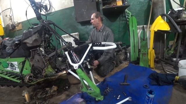 Arctic Cat М 800 Sno Pro передняя подвеска. смотреть онлайн