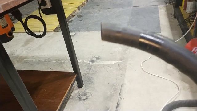 Распиловочный стол из фрезера, циркулярки и лобзика. Часть 1. Обзор смотреть онлайн