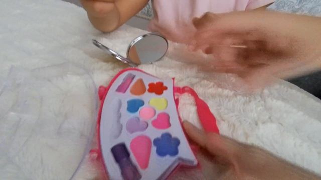 Делаем макияж! Уроки макияжа от детей!!! смотреть онлайн