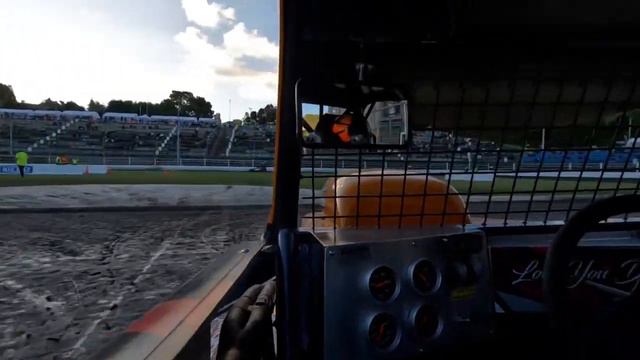 Greg Murphy is at Paradise Valley Speedway смотреть онлайн