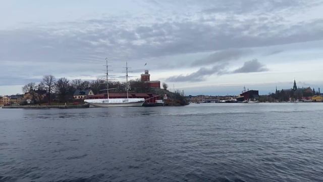 Cкандинавия: остров Лидингё, паром, рождественский Стокгольм смотреть онлайн