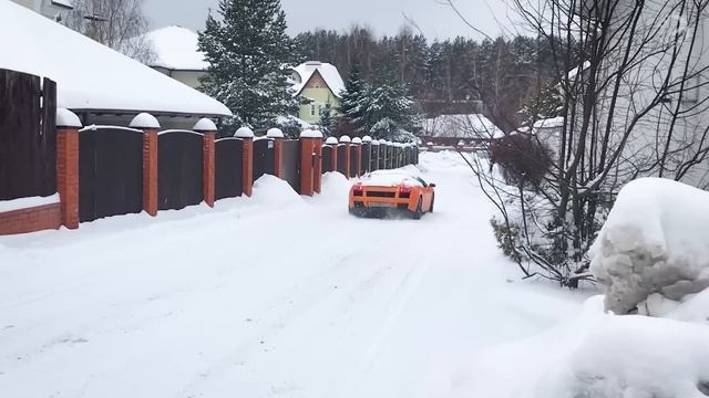 Зима на Ламборгини Галлардо (Lamborghini Gallardo) в России | Гараж Автокультуры