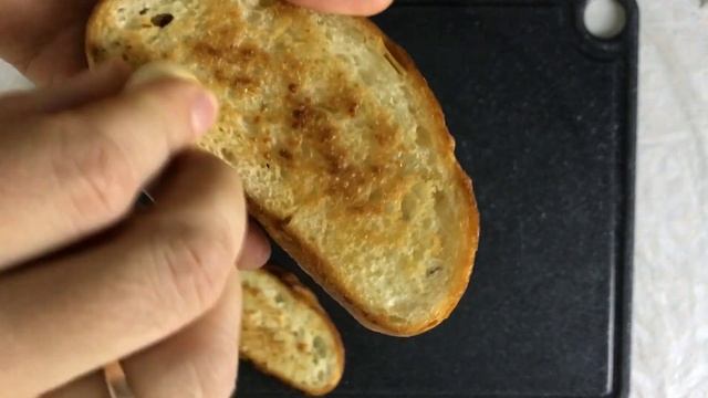 Шпроты + хлеб гениальный рецепт. Закуска на скорую руку.