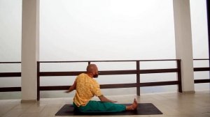 Растяжка боков | Асана для стройности бёдер и талии | Джану Ширшасана