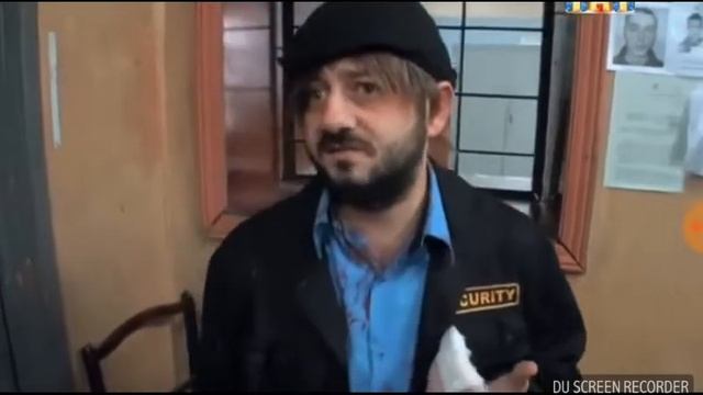 Сцена с Графом из Бородача