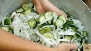 САМЫЕ ВКУСНЫЕ ОГУРЧИКИ НА ЗИМУ! Салат Нежинский с луком , укропом и перечным ароматом!