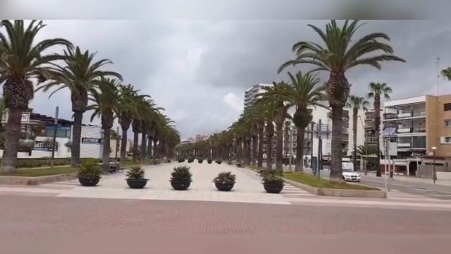 SALOU 2020. ЛЕТО В ИСПАНИИ. ПЕШАЯ ПРОГУЛКА ПО КУРОРТНОМУ ГОРОДУ САЛОУ. ЕВРОПА ПОСЛЕ КАРАНТИНА.