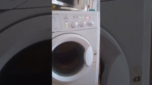 Стиральная Машина INDESIT WIL82 6/6